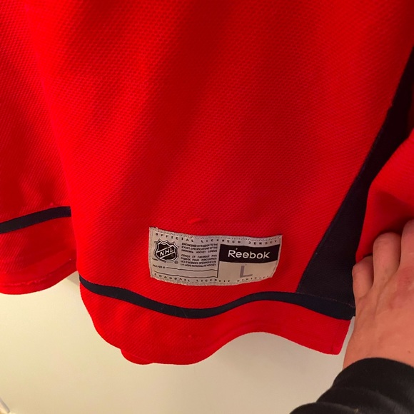Washington Capitals NHL jersey size L - Picture 3 of 3